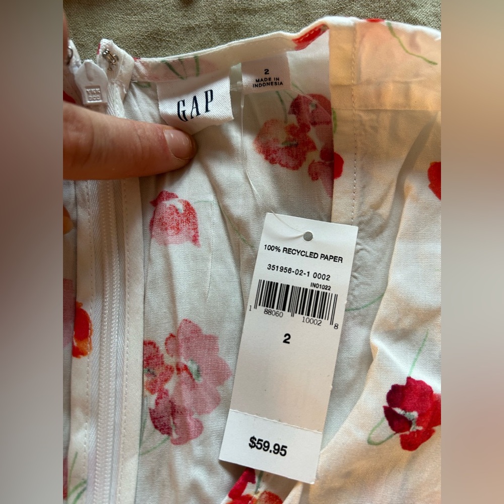 NWT Gap fully lined white flowered short sleeve dress - Picture 6 of 7